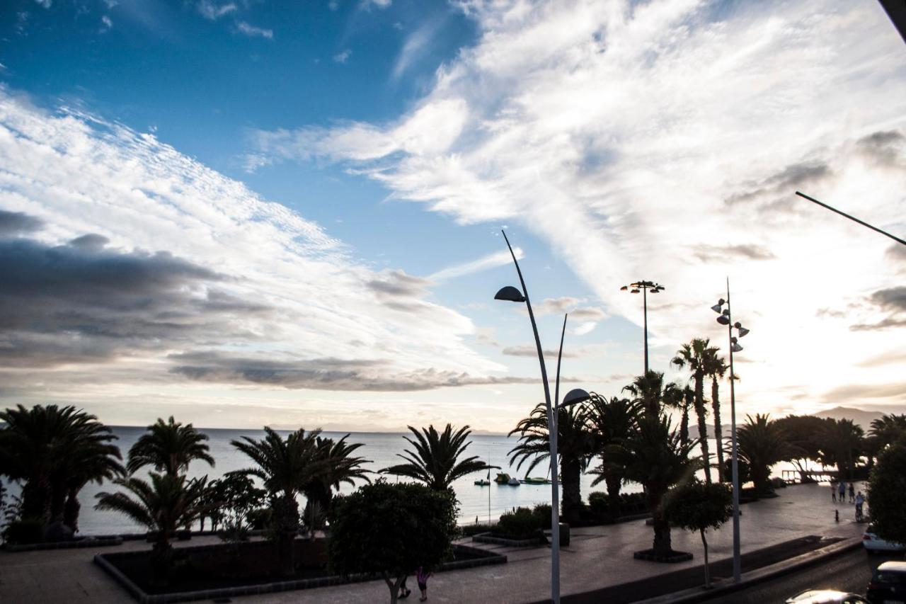 Casa Atlantico On The Front Line With Amazing Sea Views Apartman Puerto del Carmen  Kültér fotó